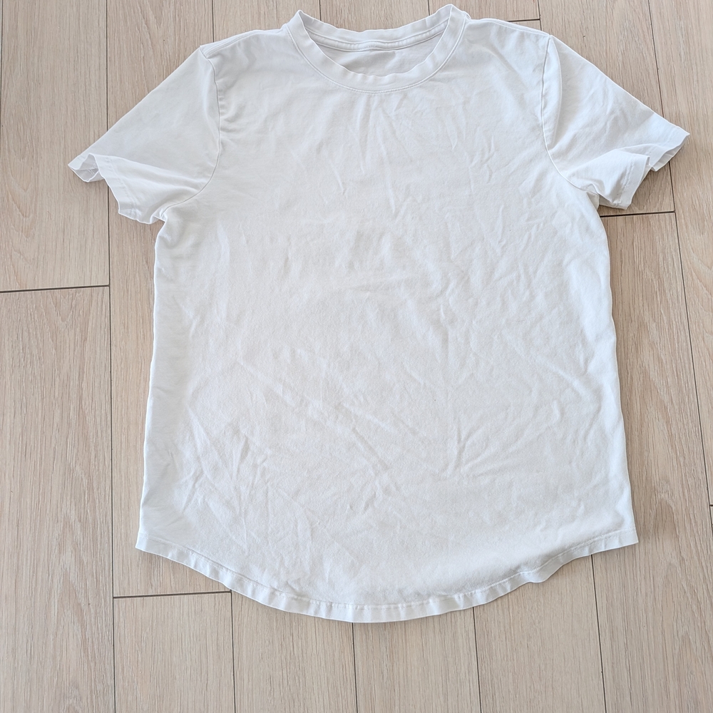 lululemon athletica White Short Sleeve Tee